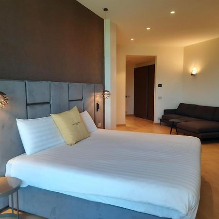 Relais & Spa Castello Di Casiglio Έρμπα Εξωτερικό φωτογραφία