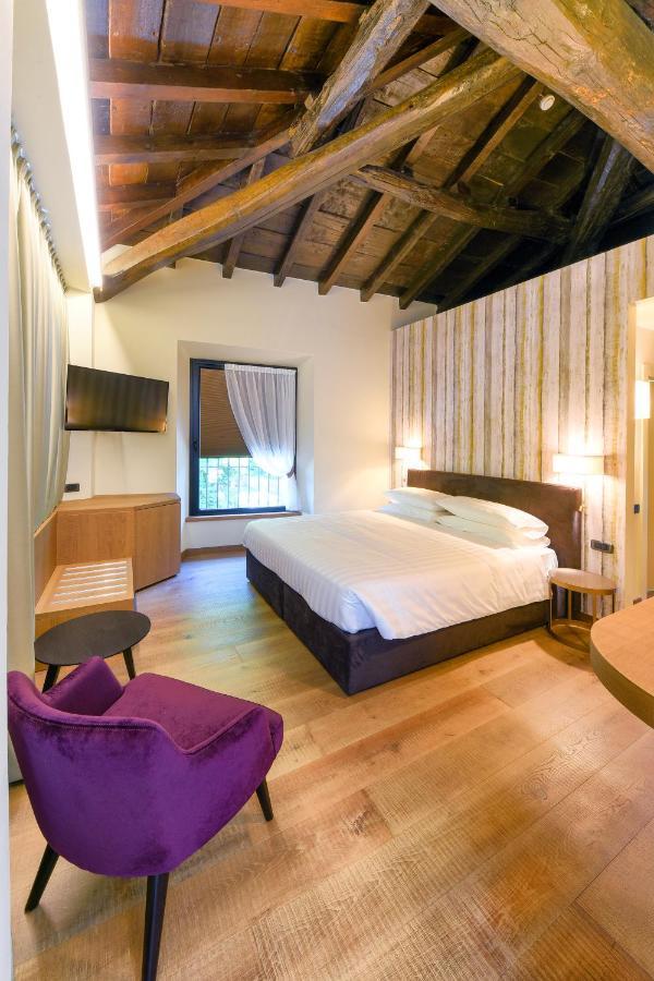 Relais & Spa Castello Di Casiglio Έρμπα Εξωτερικό φωτογραφία