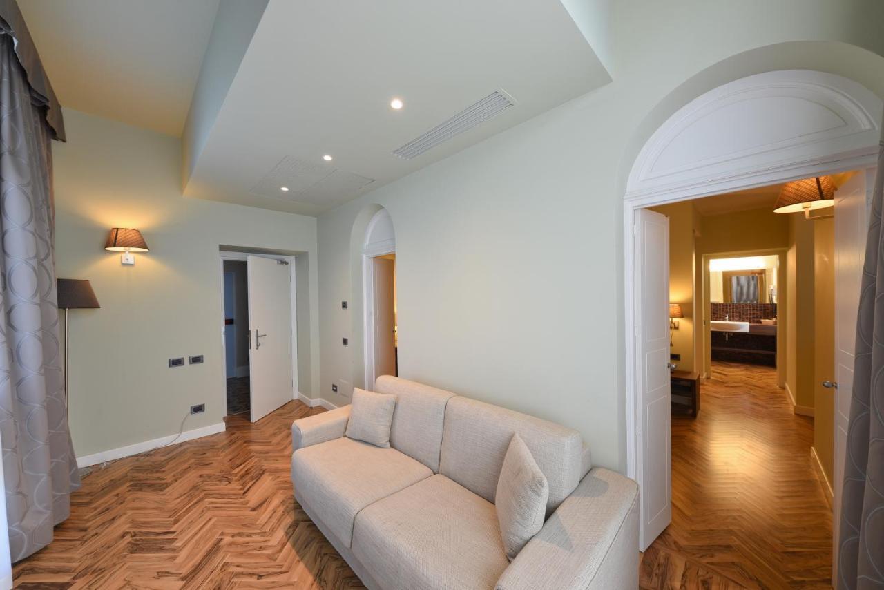 Relais & Spa Castello Di Casiglio Έρμπα Εξωτερικό φωτογραφία