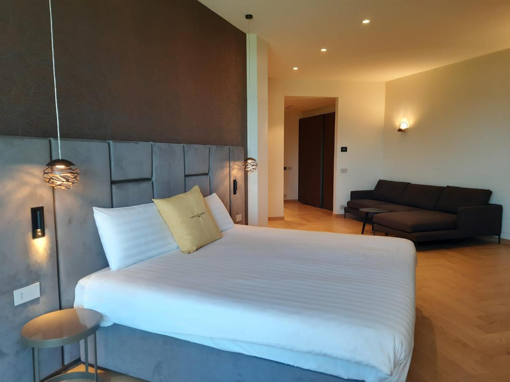 Relais & Spa Castello Di Casiglio Έρμπα Εξωτερικό φωτογραφία