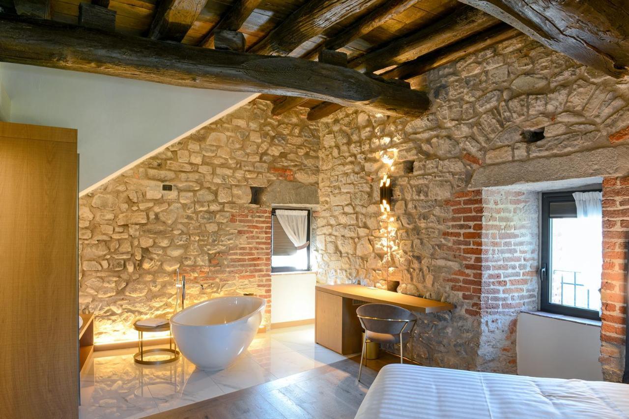 Relais & Spa Castello Di Casiglio Έρμπα Εξωτερικό φωτογραφία